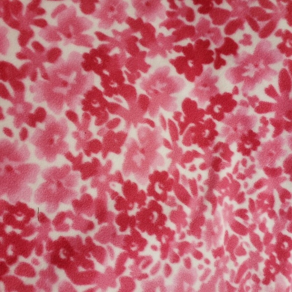 flower Fleece JoAnn Hudson 3 yard - Picture 1 of 3